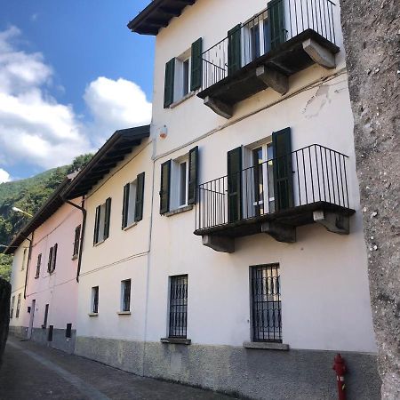 La Casa Dell' Architetto Apartment Dervio Bagian luar foto